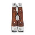 MAGNUM. Alicates plegables con herramientas multifunción en acero inoxidable y madera