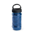 ARTX PLUS. Conjunto que incluye una botella hecha en PP y PET y una toalla refrescante deportiva de poliamida y poliéster